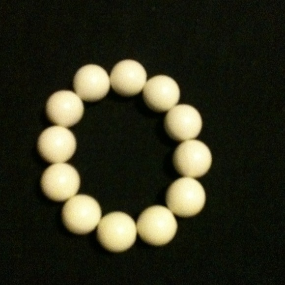 Bead bracelets! - Picture 3 of 4