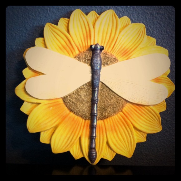 Dragonfly sunflower wall hanging