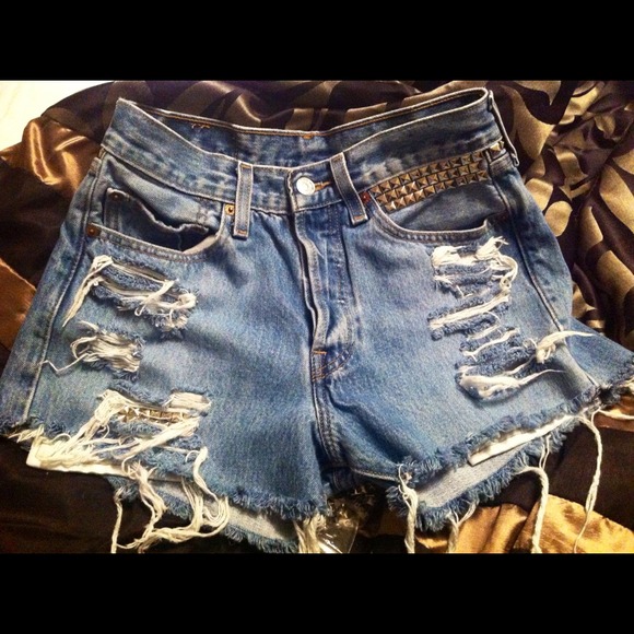 Shorts - Picture 2 of 2