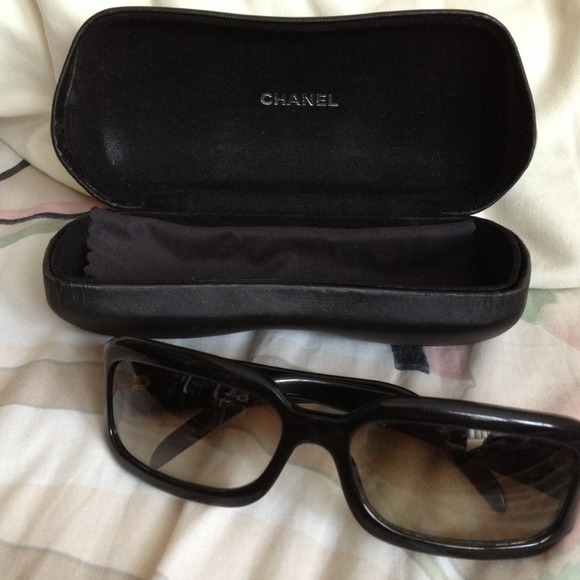 Chanel sunglasses main image 2