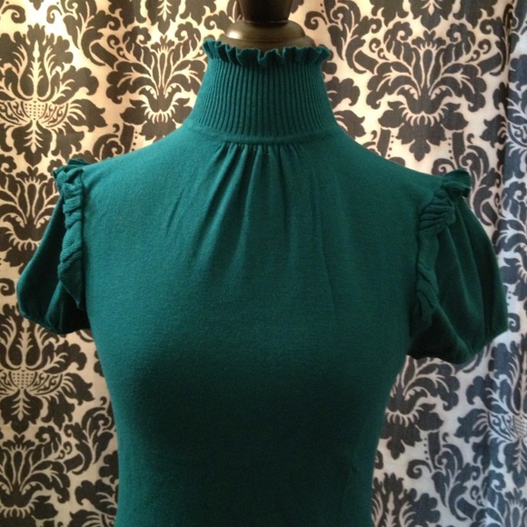 **Sold**Teal turtle neck - Picture 2 of 3