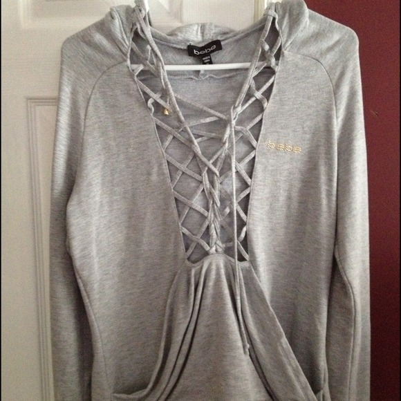 😋sold😜Bebe Sweatshirt - Picture 1 of 4
