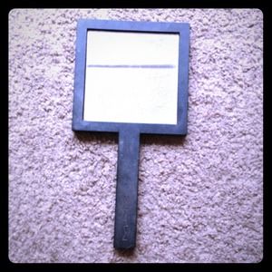 Mac mirror & mac belt