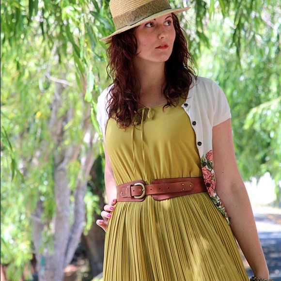 Ya Dresses - Pea green pleated midi dress Ya Dresses - Pea green pleated midi dress