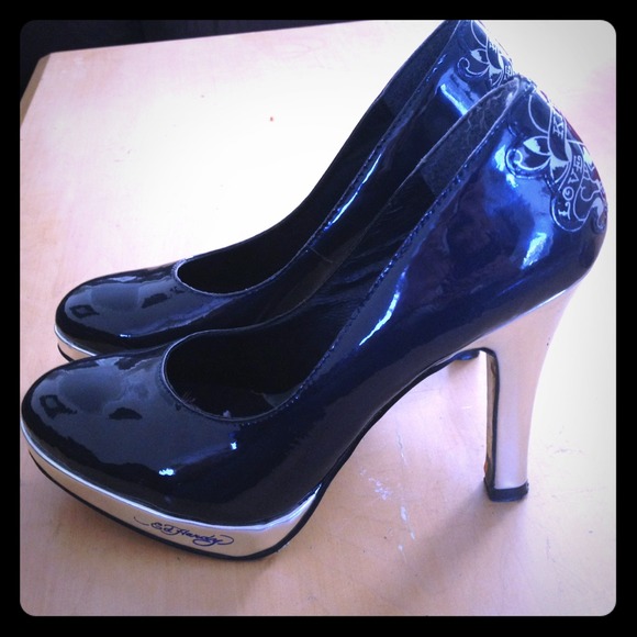 ✂Ed hardy black patten leather with silver heel!✂