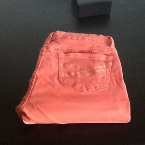 Coral jeggings.