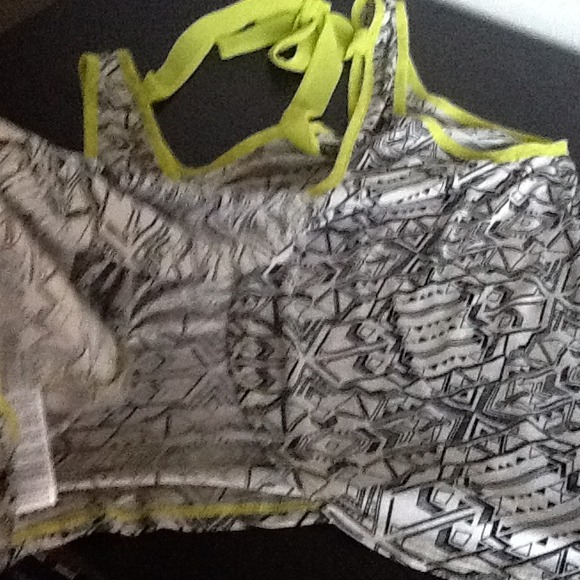 Sold - Picture 3 of 3