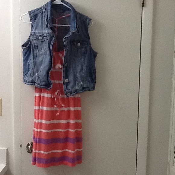 Sold - Picture 3 of 3