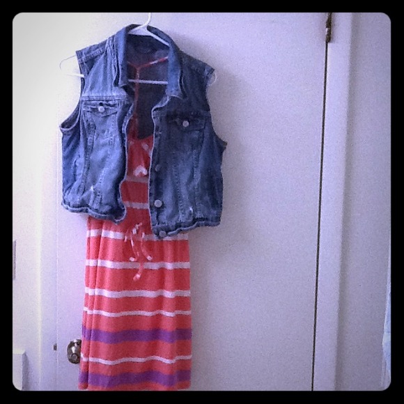 Sold - Picture 1 of 2