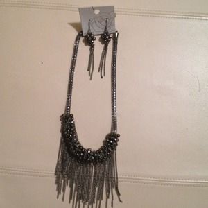 2 piece jewelry set.