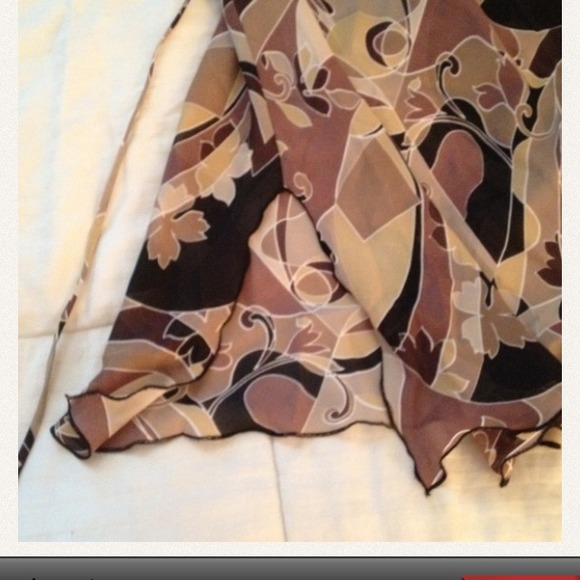 Re-listed... Cute sheer top - Picture 3 of 4