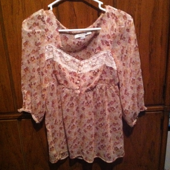 Floral top
