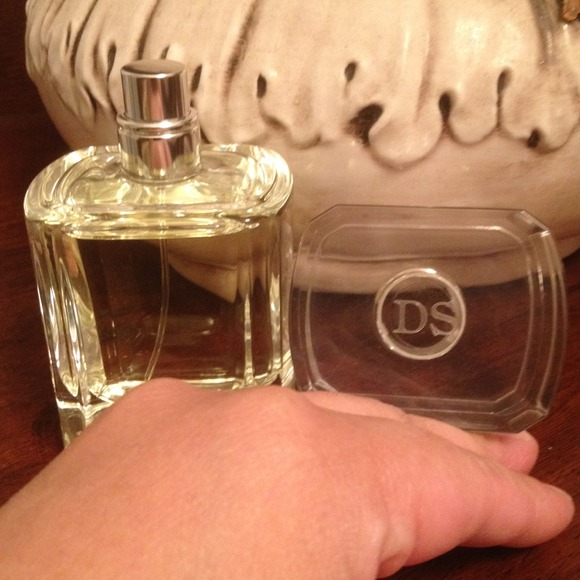 Danielle by Danielle Steele EDP ✨make offer. ✨