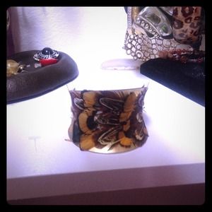 BundleReserved🌺🌺@coffee_brown,Feather  Bracelet