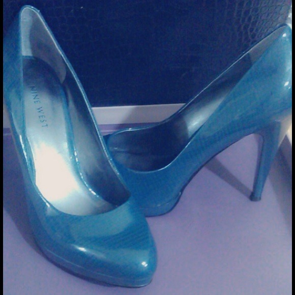 Nine west round toe pump - Picture 1 of 1