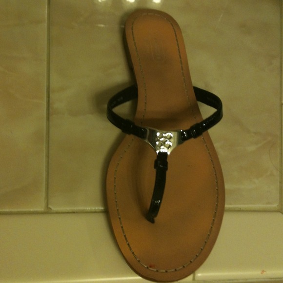 SOLD** T strap sandals