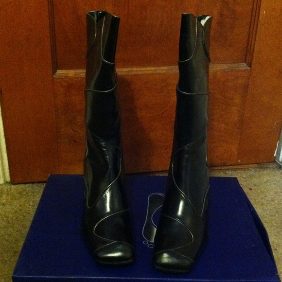 Black boots. Brand new. - Picture 2 of 2