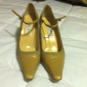 authentic Jimmy Choo shoes. Size 7