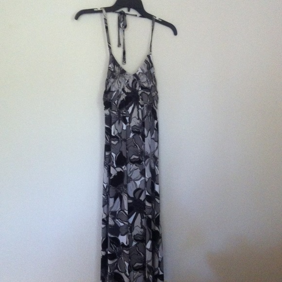🐠Reduced 🐠Black and grey sun dress.