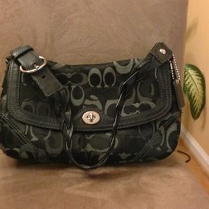 *Reduced again* Authentic Coach black purse