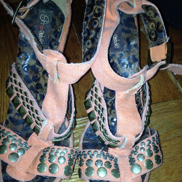 WORN