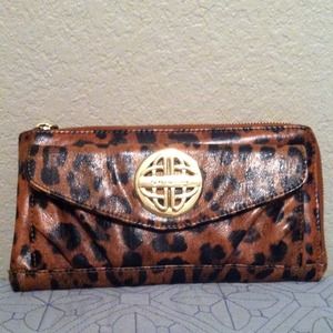 ⚡Reduced⚡Kate Landry wallet/clutch
