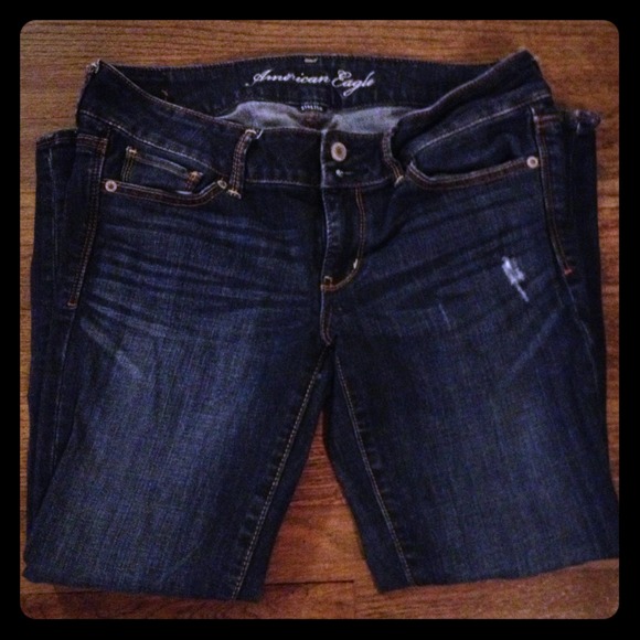 Amerian Eagle artist crop