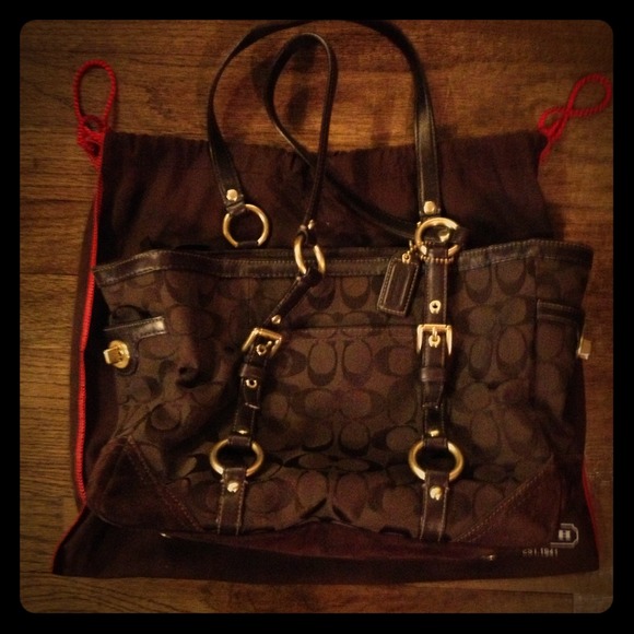 Coach signature tote