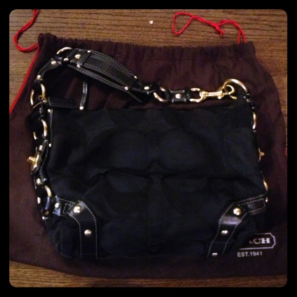 Coach signature Carly