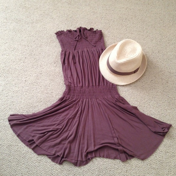 🔱TRADED🔱 Fun taupe dress/coverup.