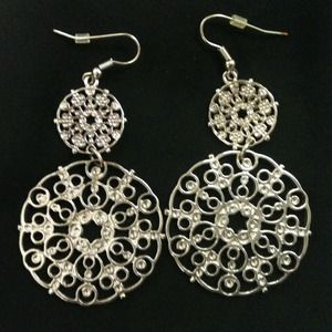 ⬇REDUCED⬇Circled Silver Earrings