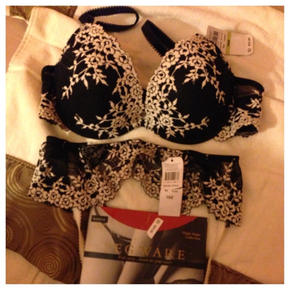 Wacoal panty and guarder set