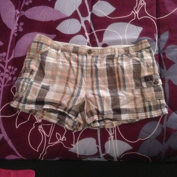 💢SOLD💢 Plaid shorts