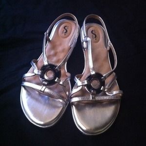 Soft Walk Silver Sandals