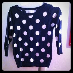 Navy blue and white polka dot 3/4 sweater!