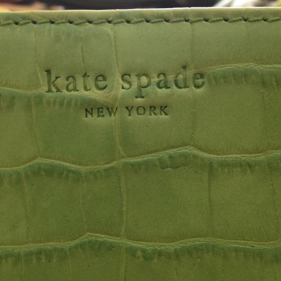 💢SOLD💢AUTHENTIC Kate spade handbag - Picture 2 of 3