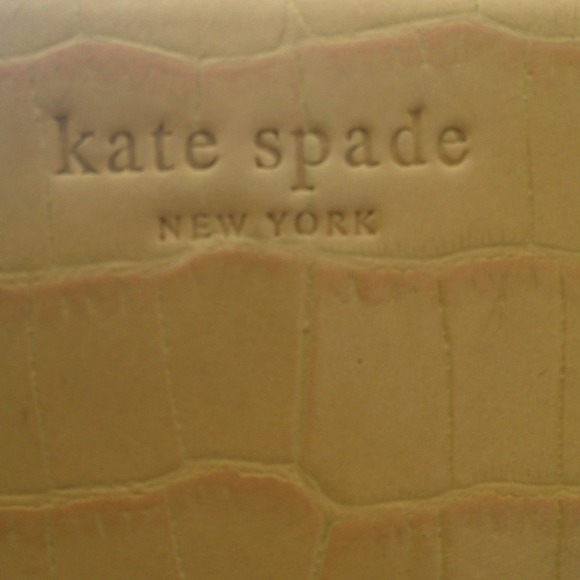 💢SOLD💢AUTHENTIC Kate spade - Picture 3 of 3