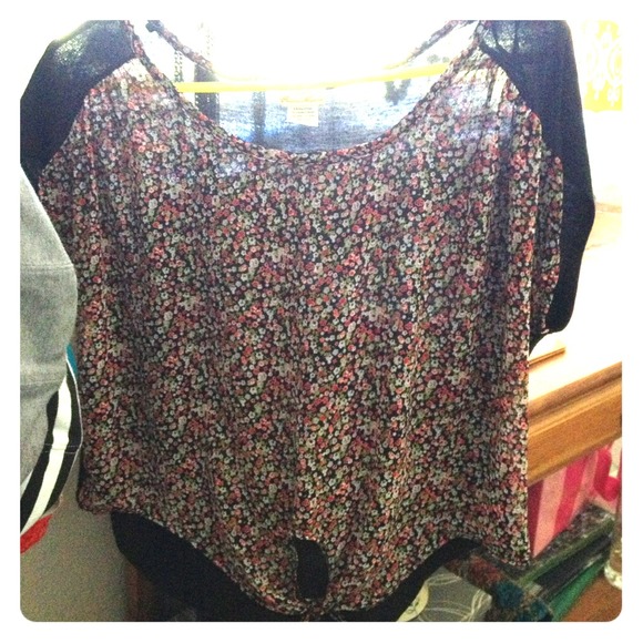 Cute floral top
