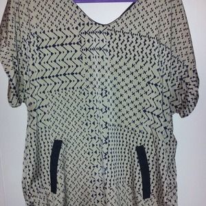 *SOLD* New 3x Fitted Top