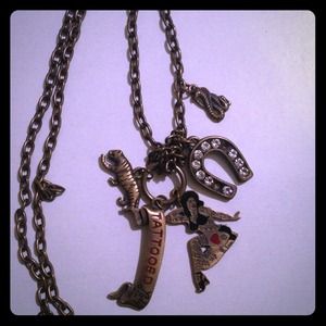 5-charm Necklace n 4 eyeshdw lots 4 whoogivesahoot