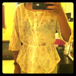 Bundle for @jayda01 blouse •Guess bag•guess wallet