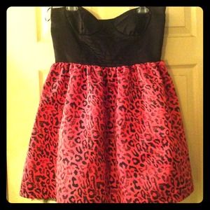Strapless bustier hot pink leopard dress!
