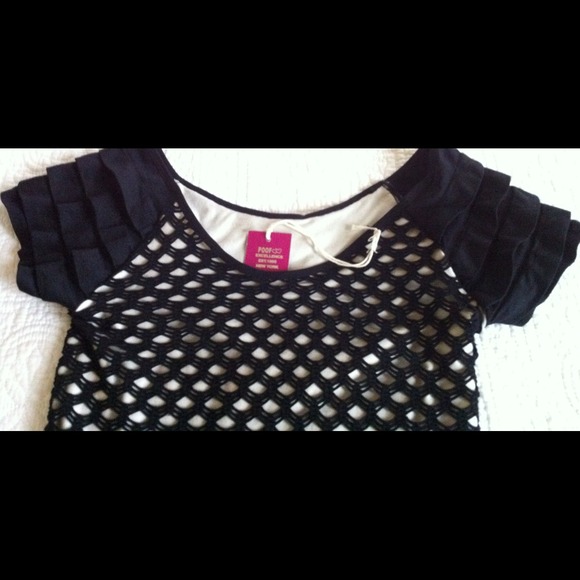 💯SOLD💯 Bundle Netted body fitting black dress - Picture 3 of 4