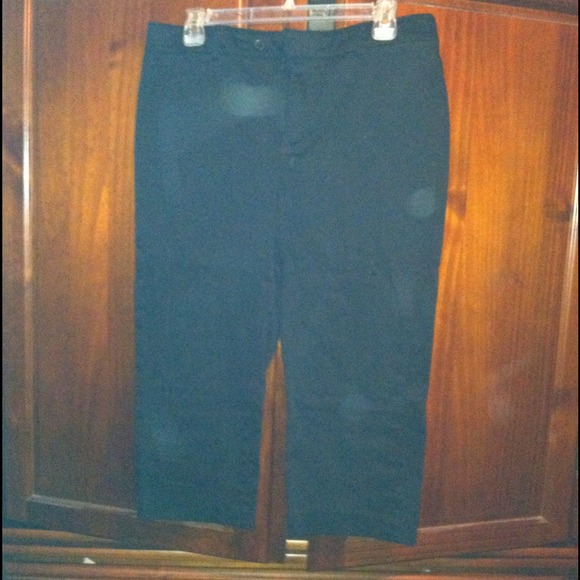 Black business casual Capri pant