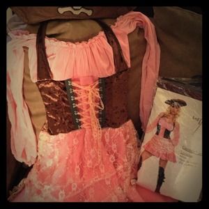 Pirate wench costume