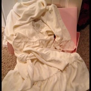 Juicy Terry Robe