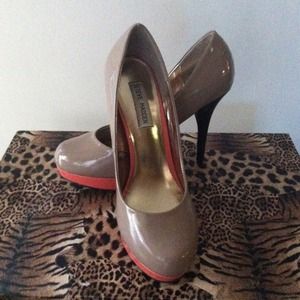 ***Reserved @jkeene5**** Steve Madden platforms!!!