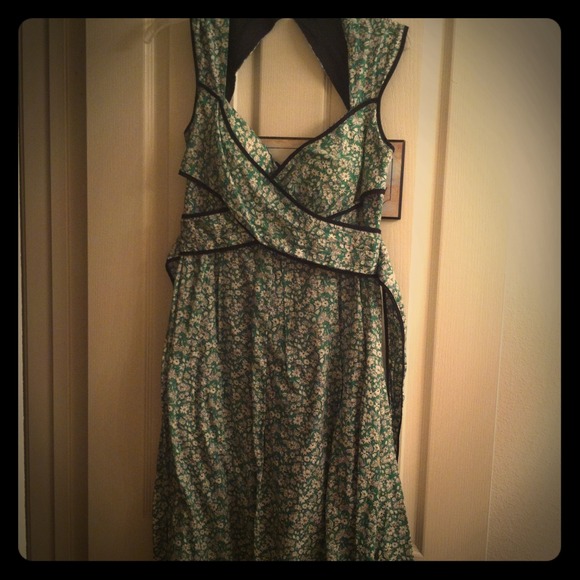 Size 2 Jessica Simpson Dress
