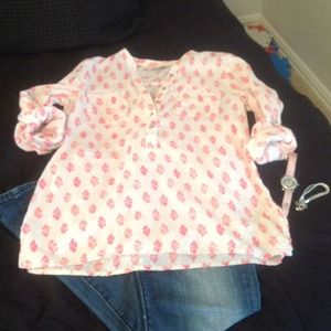 Traded. Cream & pink top