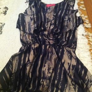 Pookie & Sebastian printed ruffle top